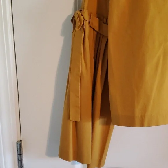 Catherine  Malandrino Mustard yellow Smocked Bell Sleeved Blouse Small - Picture 5 of 6